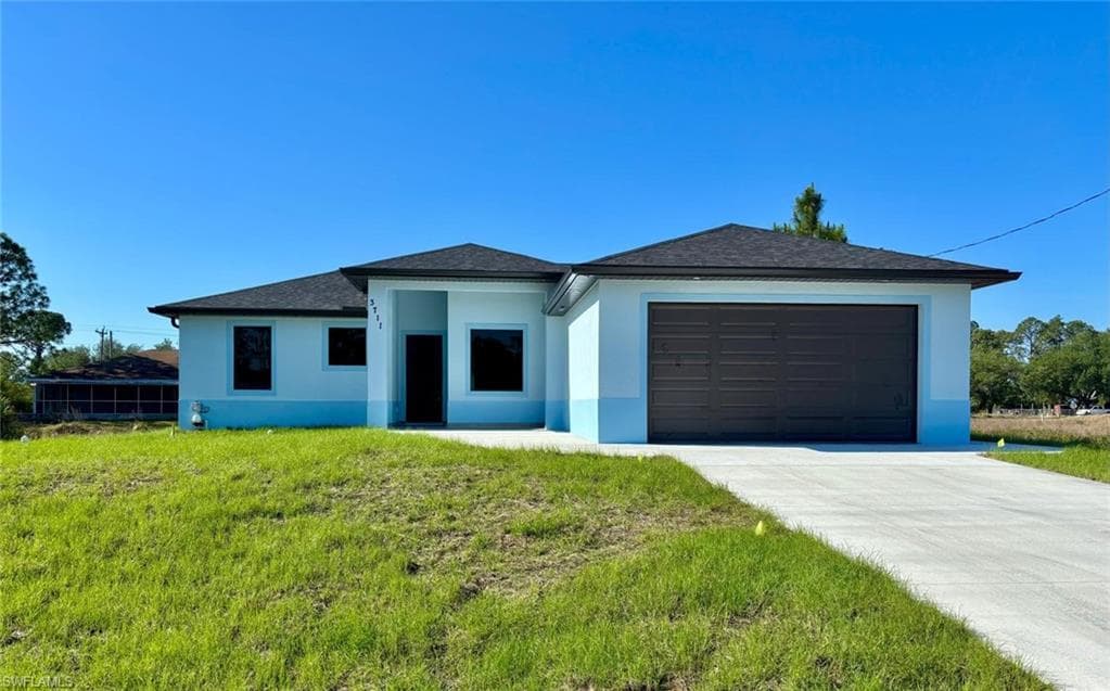3711 7th ST SW LEHIGH ACRES, FL 33976