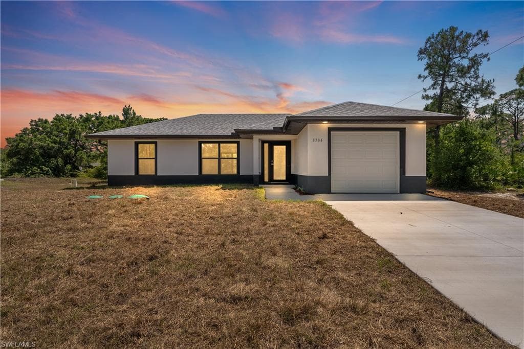 3704 E 19th ST LEHIGH ACRES, FL 33972