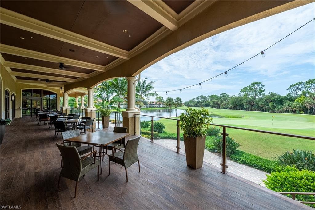 1980 Willow Bend CIR 203 NAPLES, FL 34109