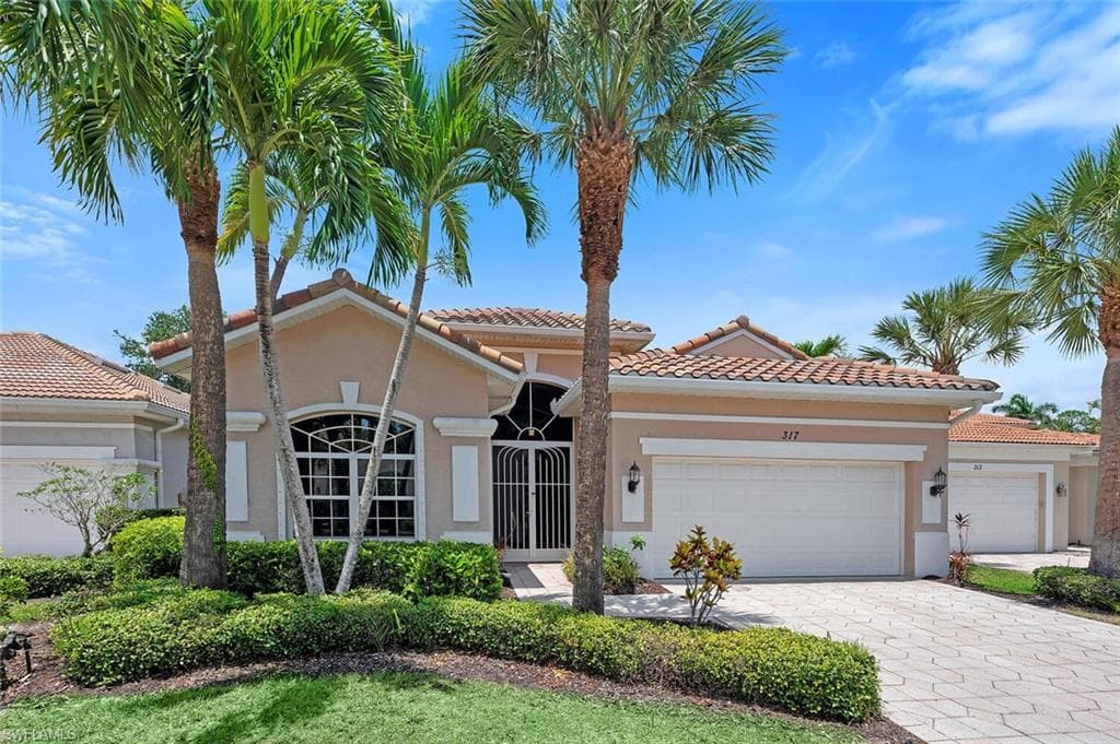317 Harvard LN NAPLES, FL 34104