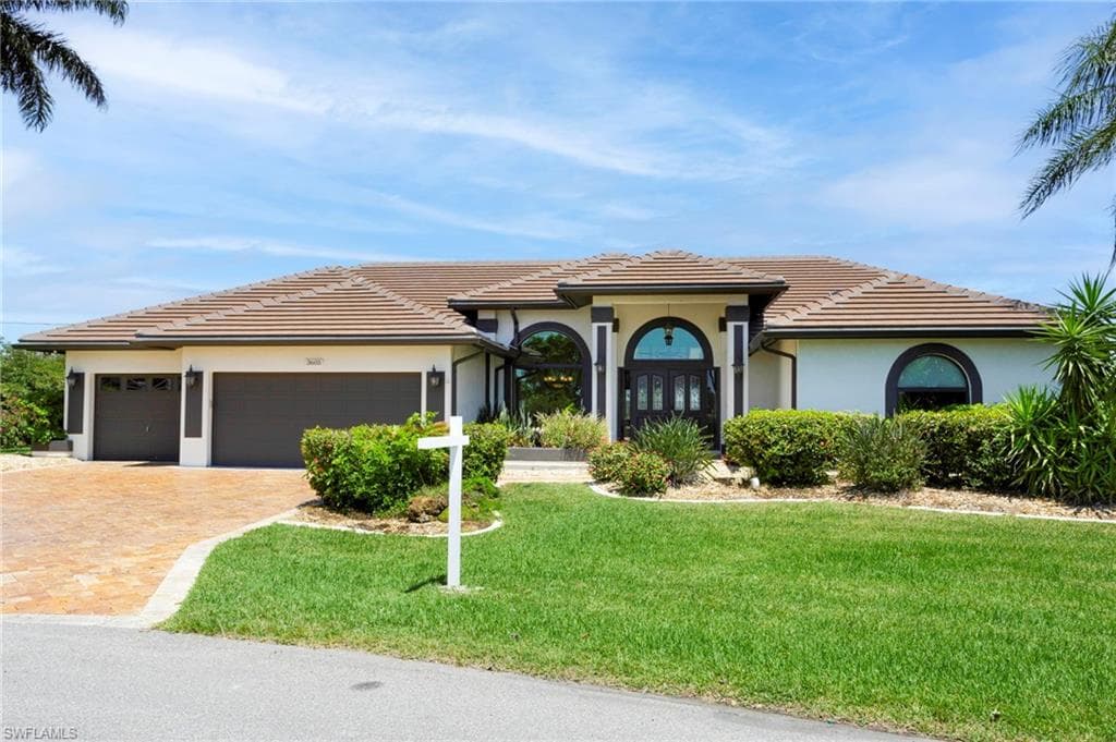 3605 SE 18th AVE CAPE CORAL, FL 33904
