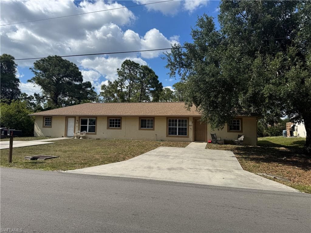 4614 Douglas LN LEHIGH ACRES, FL 33973