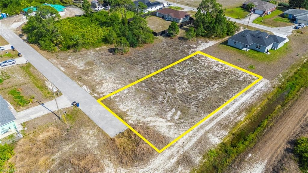 2615 38th ST SW LEHIGH ACRES, FL 33976