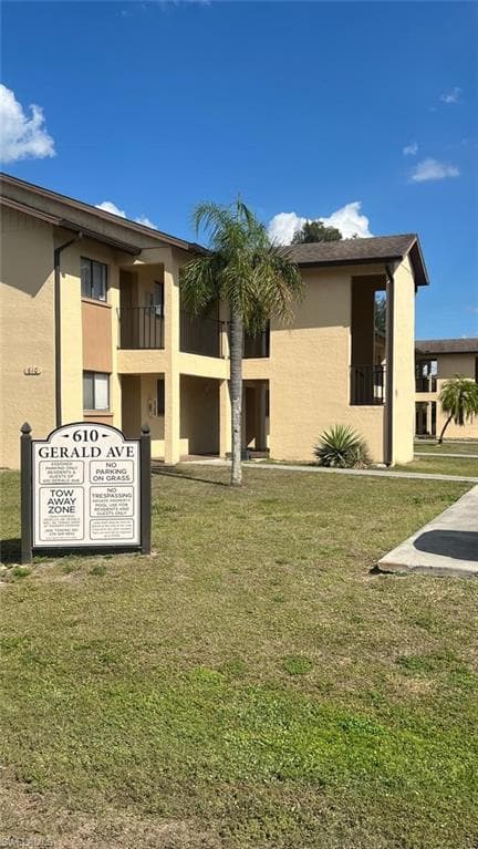 610 Gerald AVE 324 LEHIGH ACRES, FL 33936