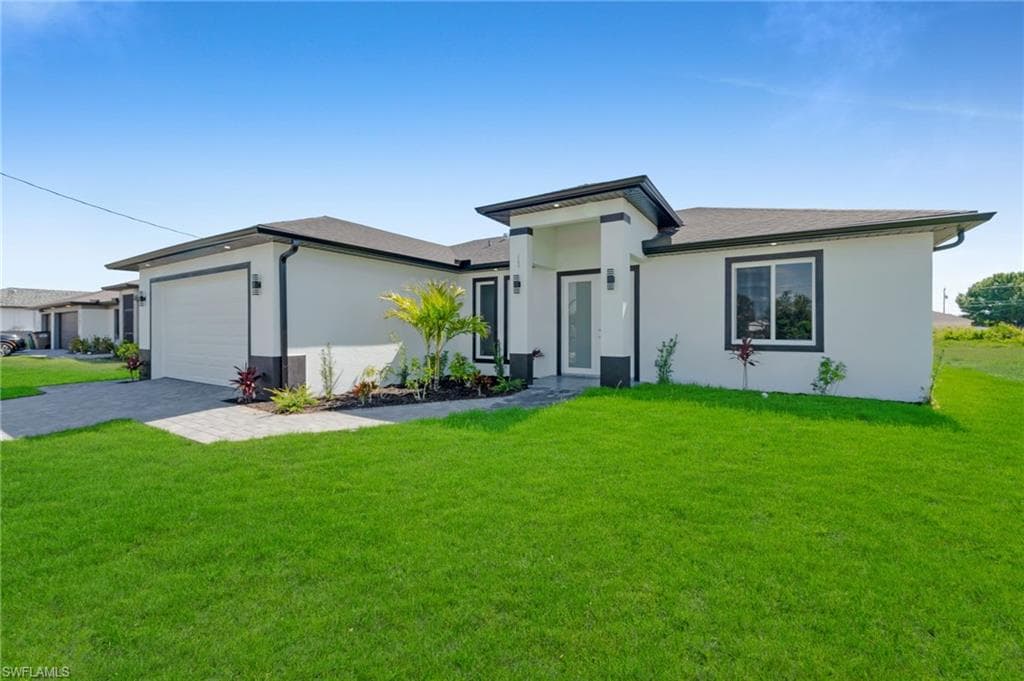 2203 NE 22nd AVE CAPE CORAL, FL 33909