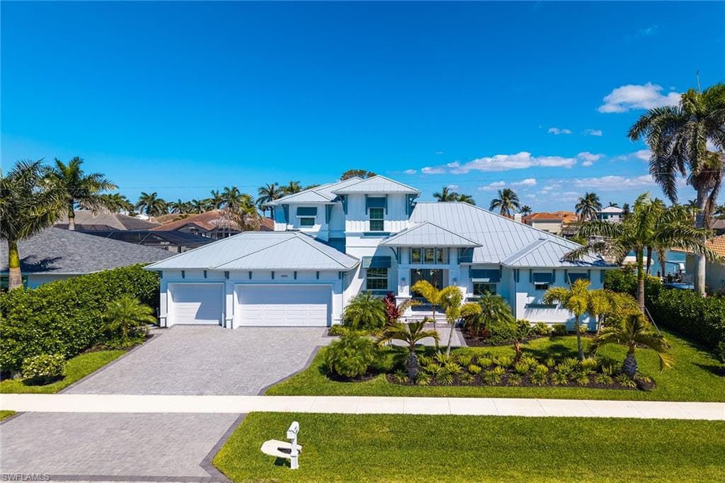 1886 Honduras AVE MARCO ISLAND, FL 34145