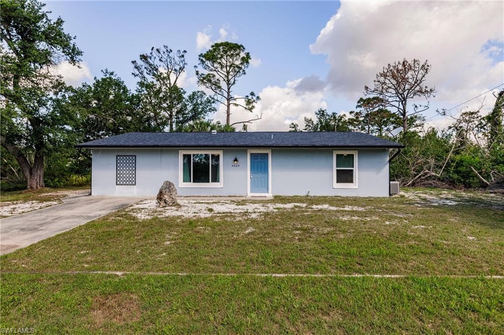 6329 David BLVD PORT CHARLOTTE, FL 33981