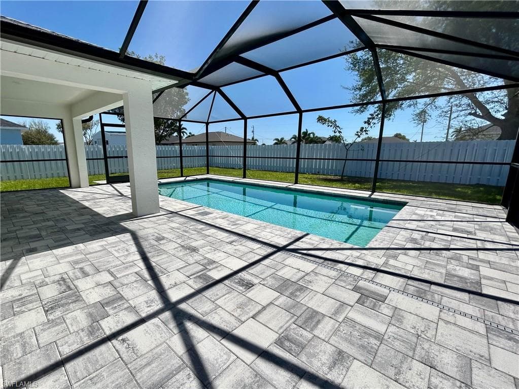 22 NW 25th TER CAPE CORAL, FL 33993