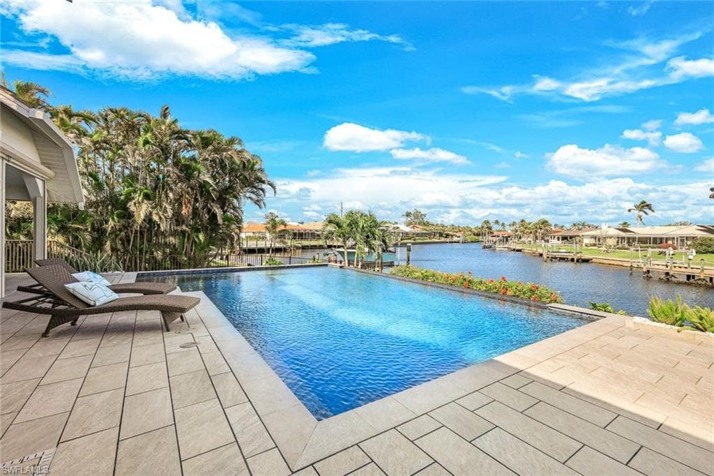 14971 David DR FORT MYERS, FL 33908