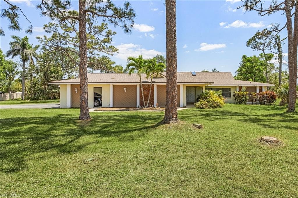 12455 Summerwood DR FORT MYERS, FL 33908