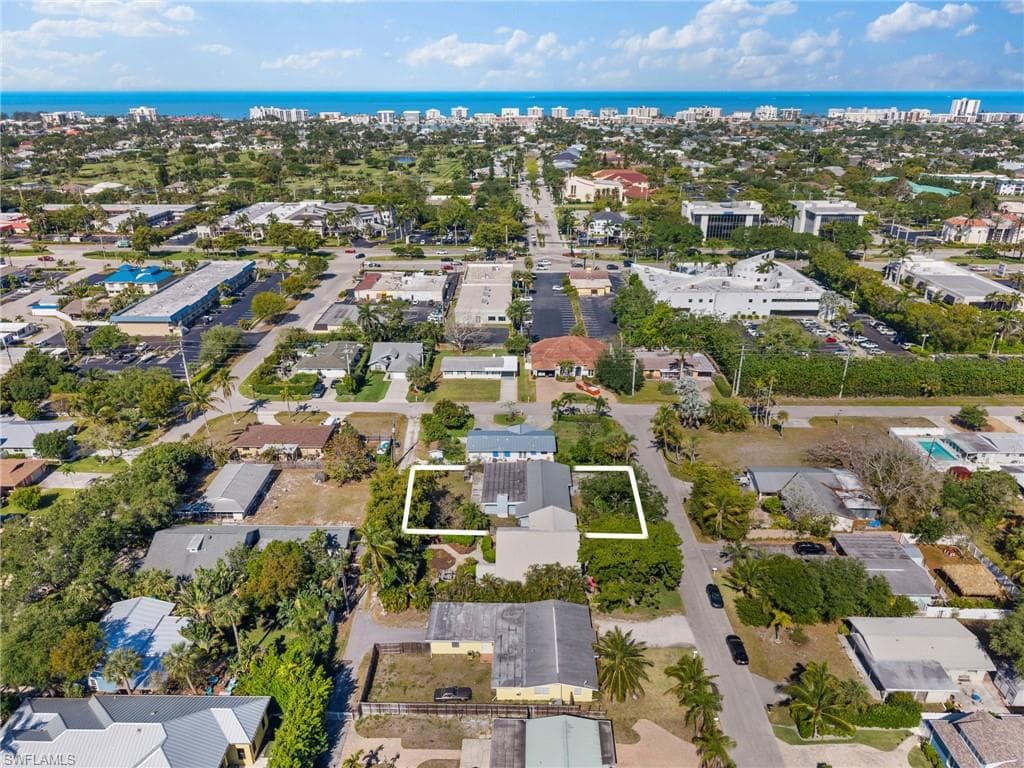 1032 29th AVE N NAPLES, FL 34103