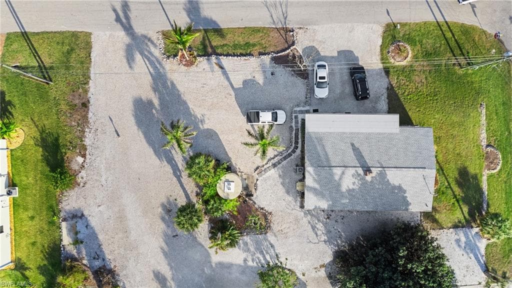 16001/16005 Bowline ST BOKEELIA, FL 33922