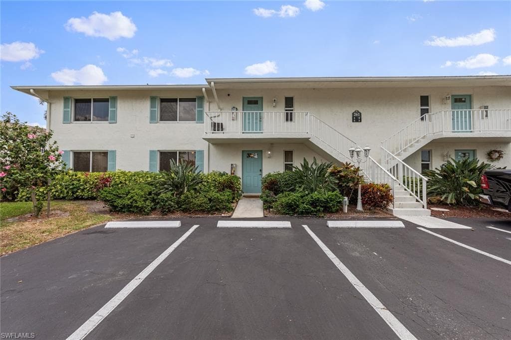 261 Quails Nest RD 5 NAPLES, FL 34112