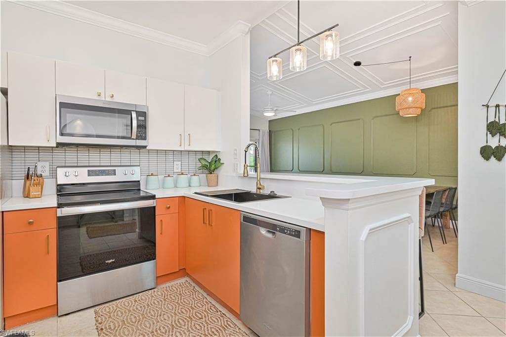 4219 Bellasol CIR 1724 FORT MYERS, FL 33916