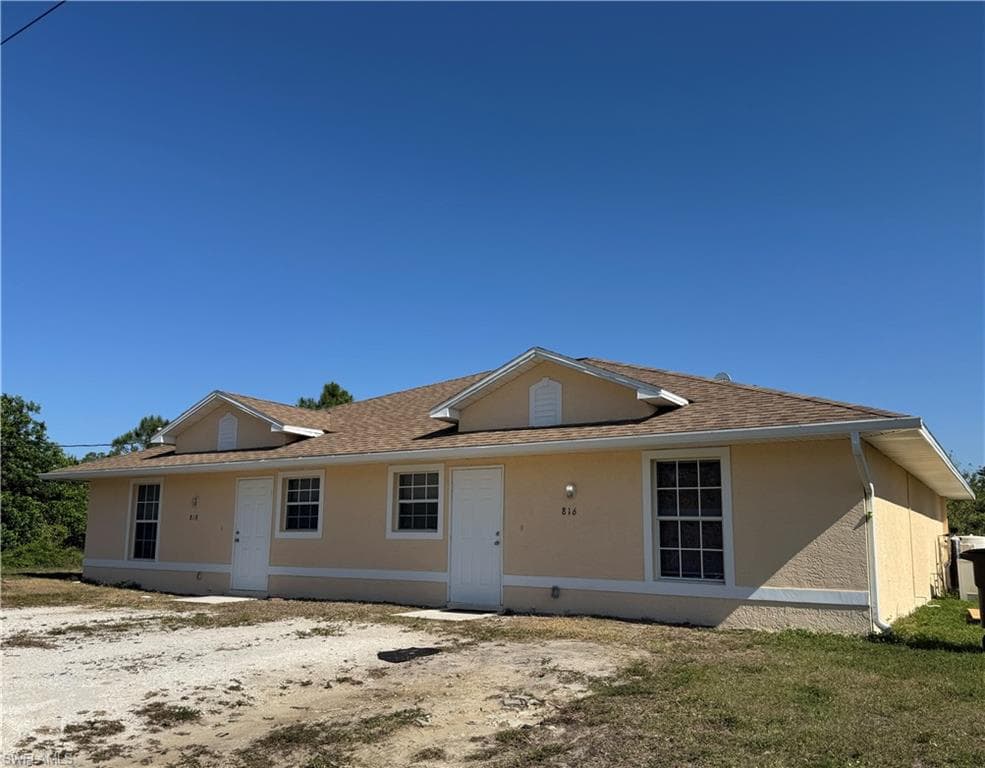 816/818 W 12th ST LEHIGH ACRES, FL 33973