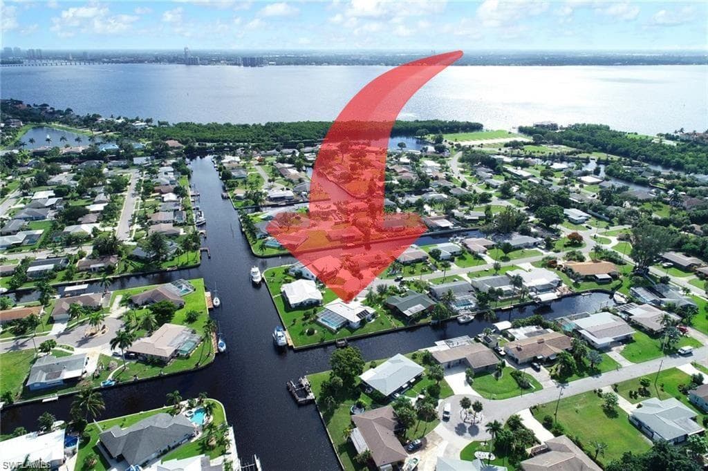 4343 S Gulf CIR NORTH FORT MYERS, FL 33903