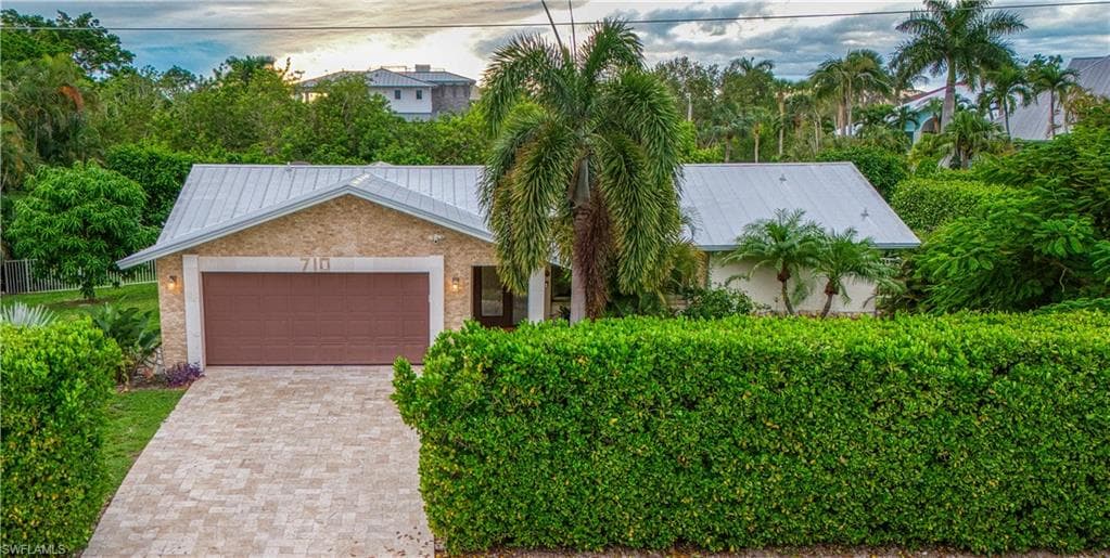 710 Kendall DR MARCO ISLAND, FL 34145