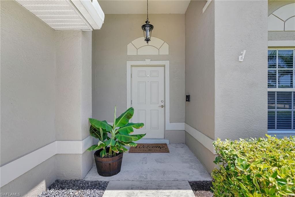 4105 SW 9th AVE CAPE CORAL, FL 33914