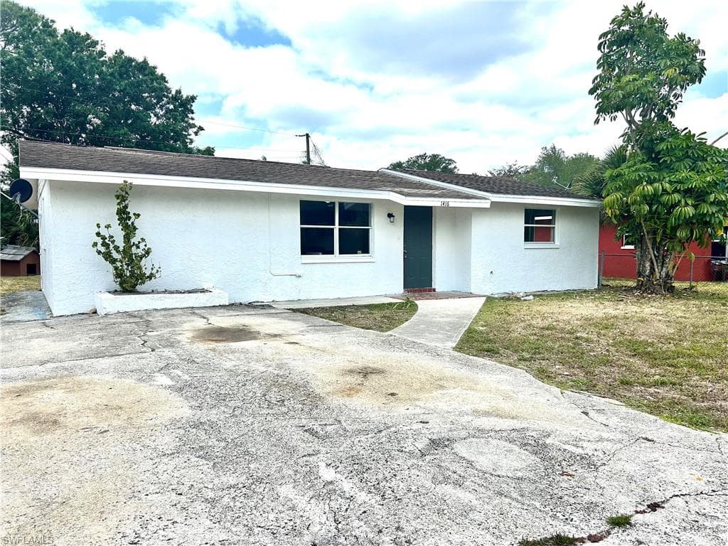 1416 Lura AVE FORT MYERS, FL 33916