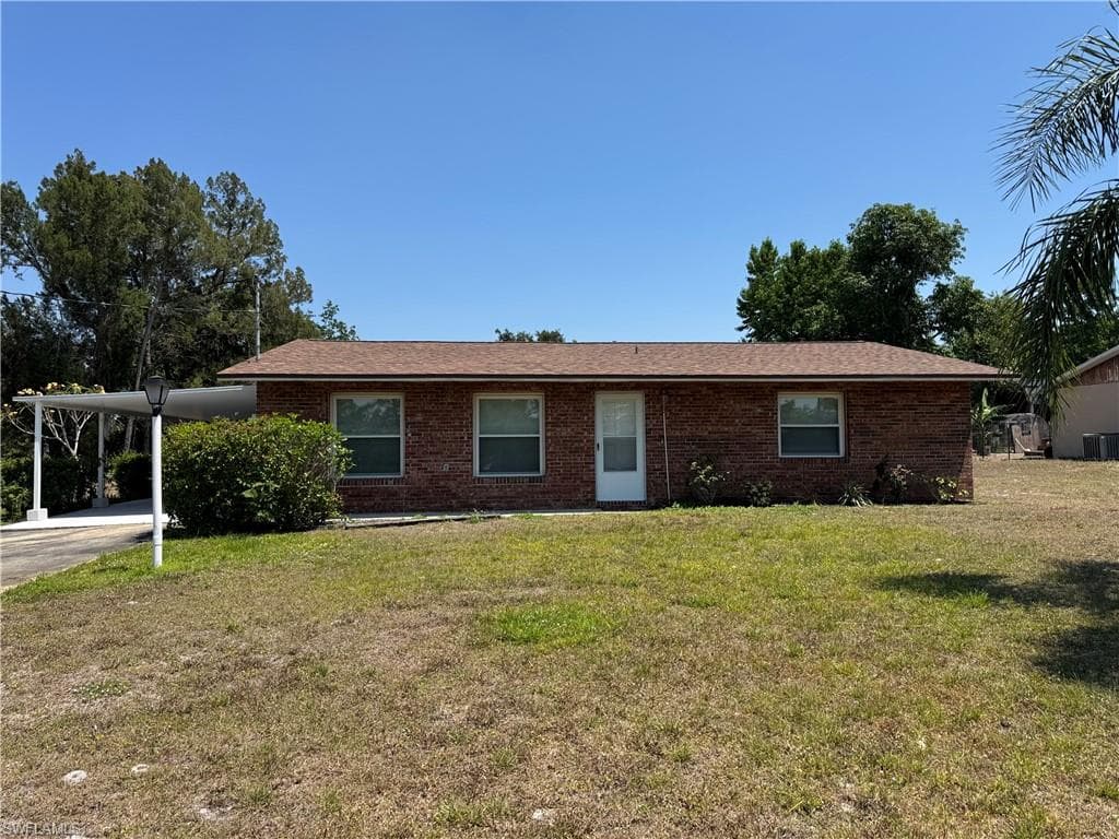 1719 Chapel Hill ST LAKE PLACID, FL 33852