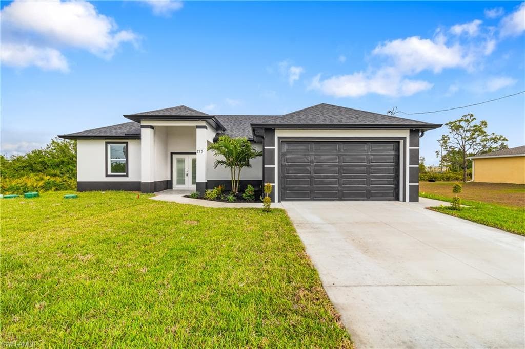 215 Pageant ST LEHIGH ACRES, FL 33974