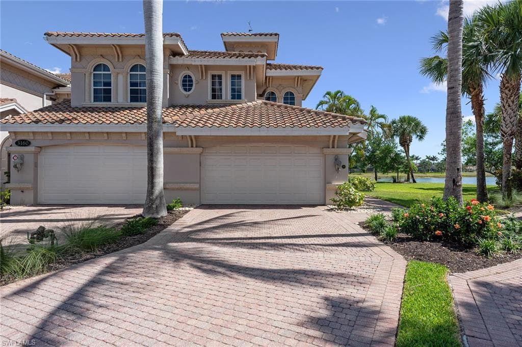 3160 Serena LN 202 NAPLES, FL 34114