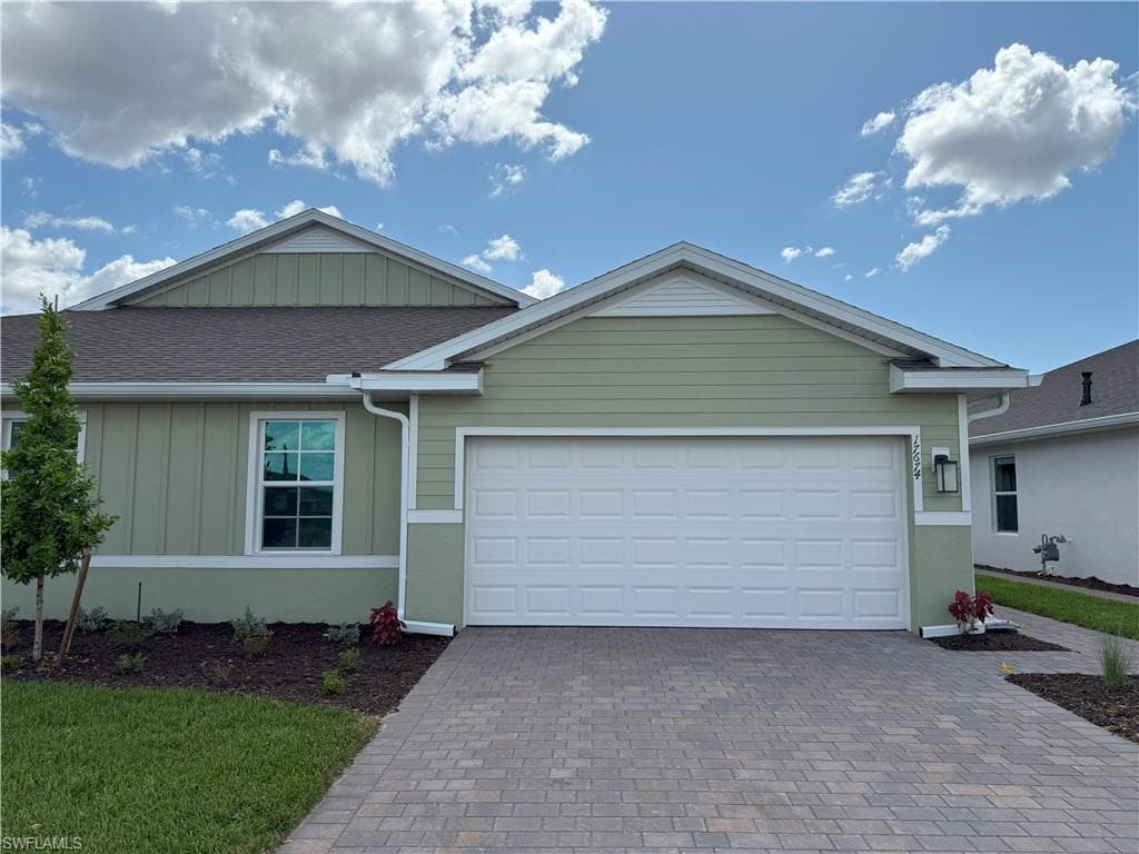 17674 Oleander AVE PUNTA GORDA, FL 33982