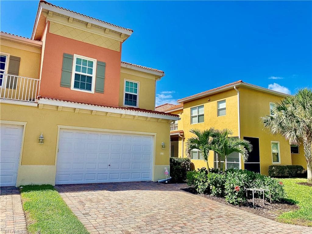9811 Bodego WAY 106 FORT MYERS, FL 33908