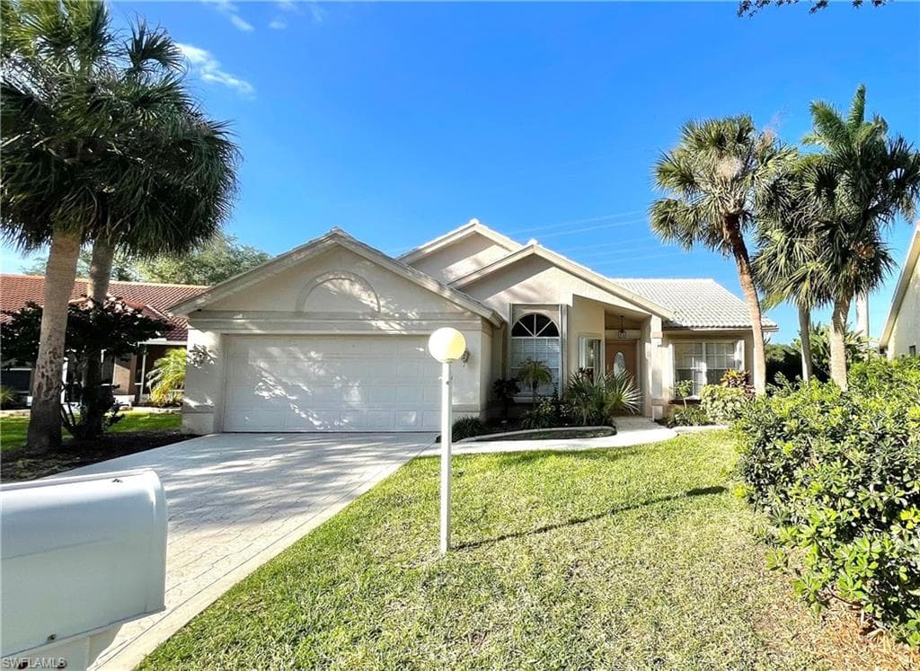 12781 Eagle Pointe CIR FORT MYERS, FL 33913