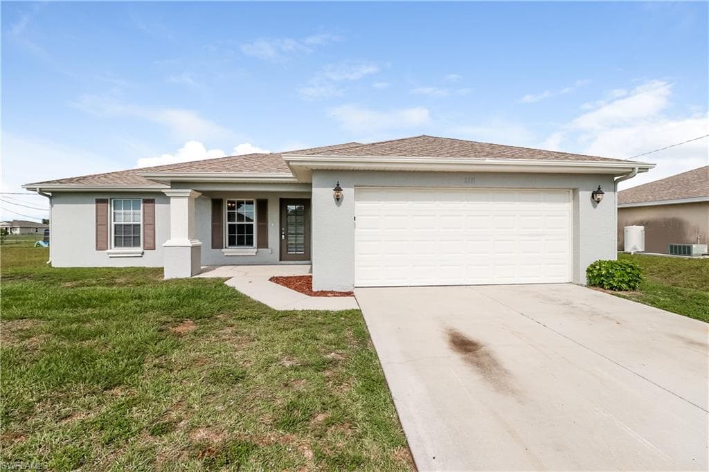 2213 NE 7th AVE CAPE CORAL, FL 33909