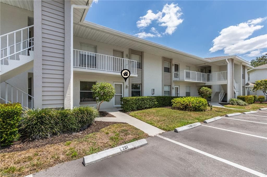 1350 Churchill CIR L102 NAPLES, FL 34116