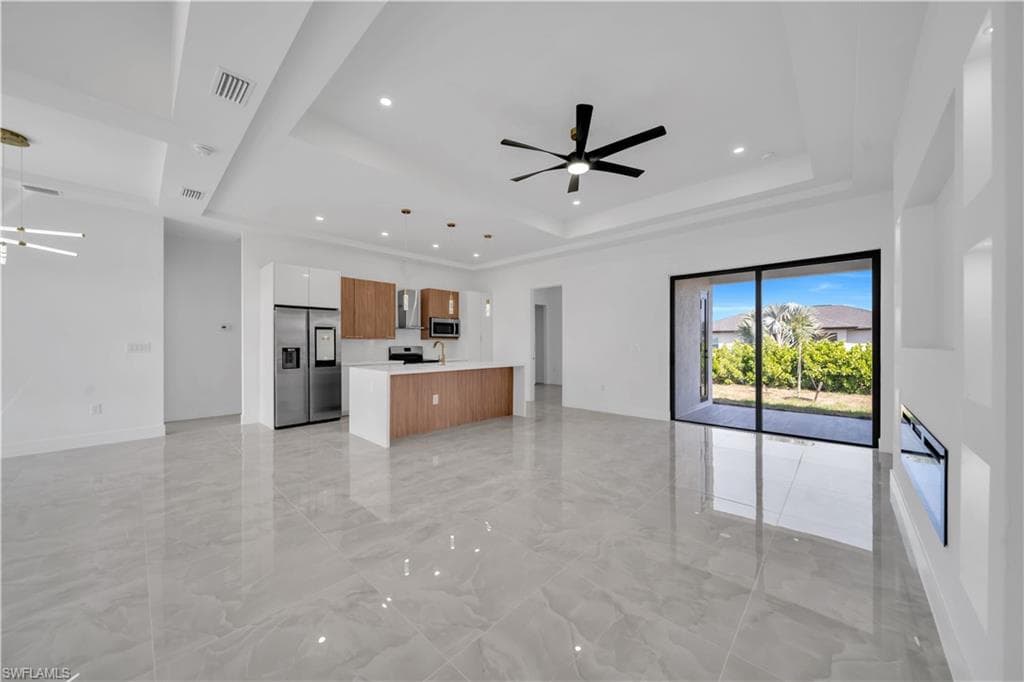 2909 6th AVE CAPE CORAL, FL 33993