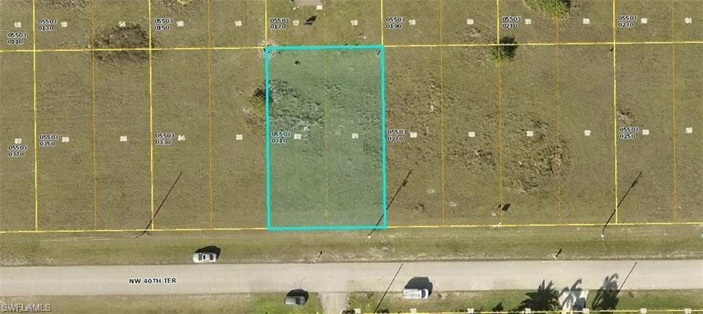 3813 NW 40th TER CAPE CORAL, FL 33993