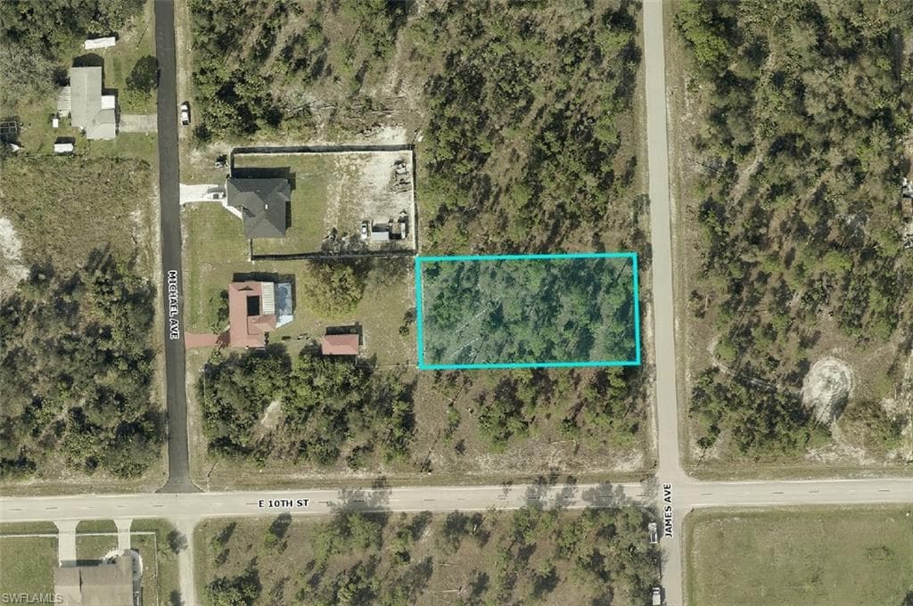 1003 James AVE LEHIGH ACRES, FL 33936