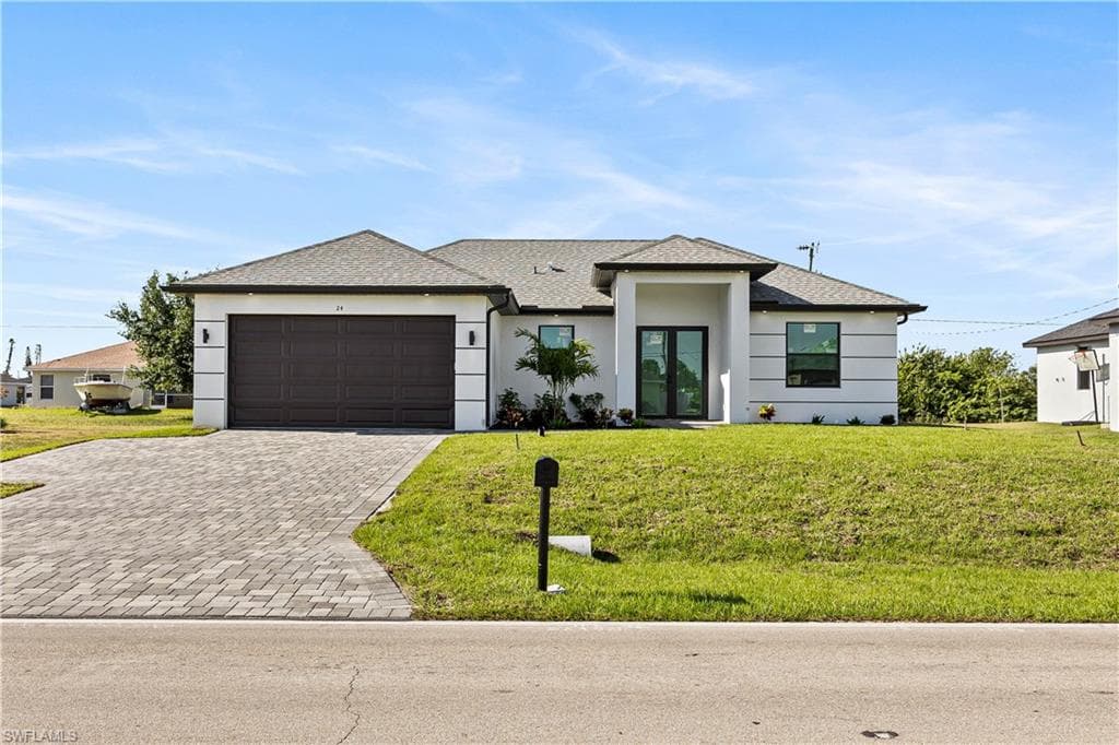 24 Kismet PKWY E CAPE CORAL, FL 33909