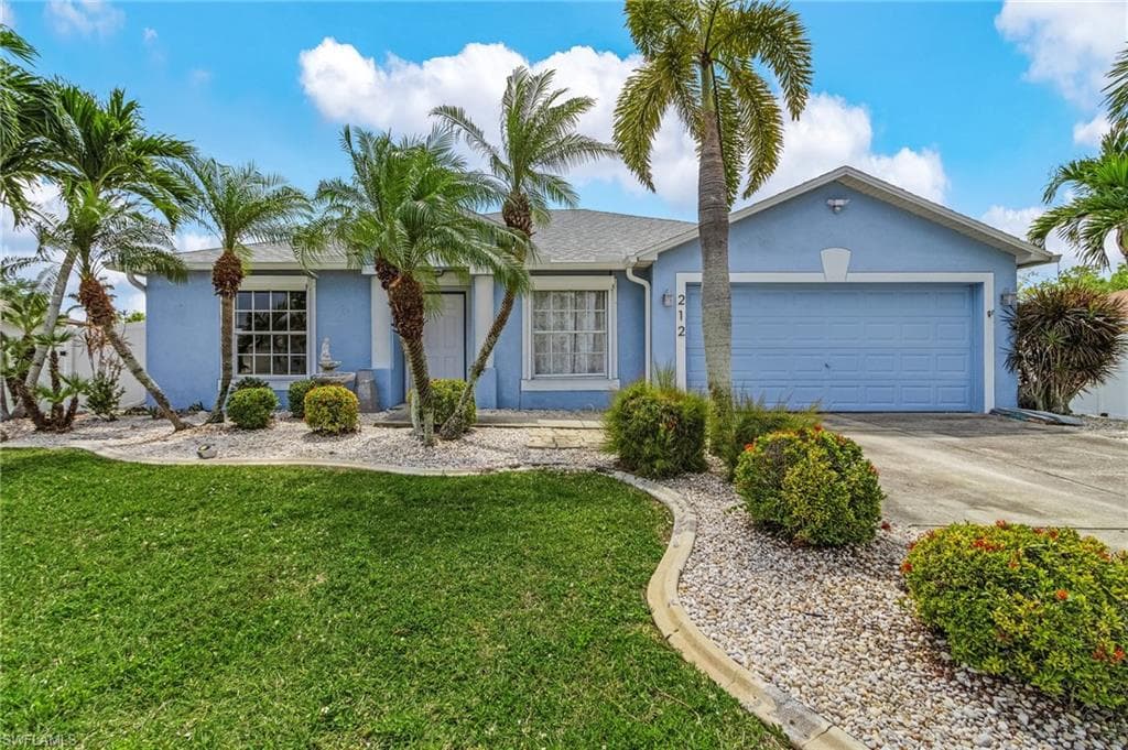 212 SW 21st LN CAPE CORAL, FL 33991