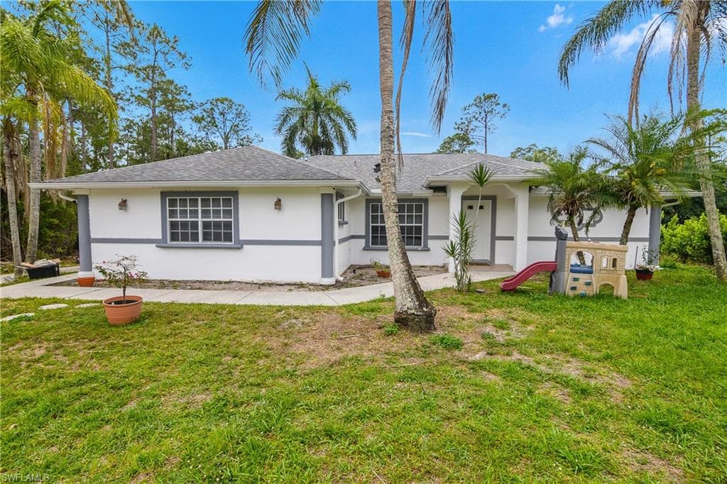 1090 24th AVE NE NAPLES, FL 34120