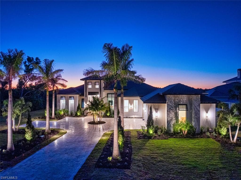 246 Audubon BLVD NAPLES, FL 34110