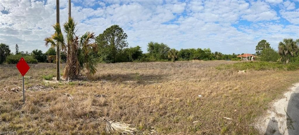 708 Canterbury CIR LEHIGH ACRES, FL 33974