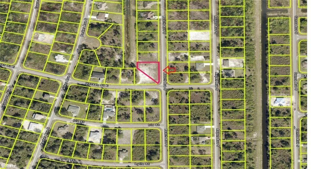 536 Beach AVE S LEHIGH ACRES, FL 33974