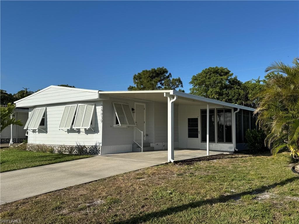 26039 Countess LN BONITA SPRINGS, FL 34135