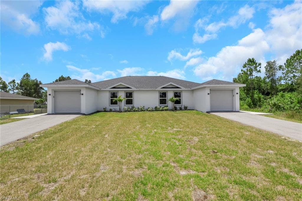 912-914 Ainsworth ST W LEHIGH ACRES, FL 33974