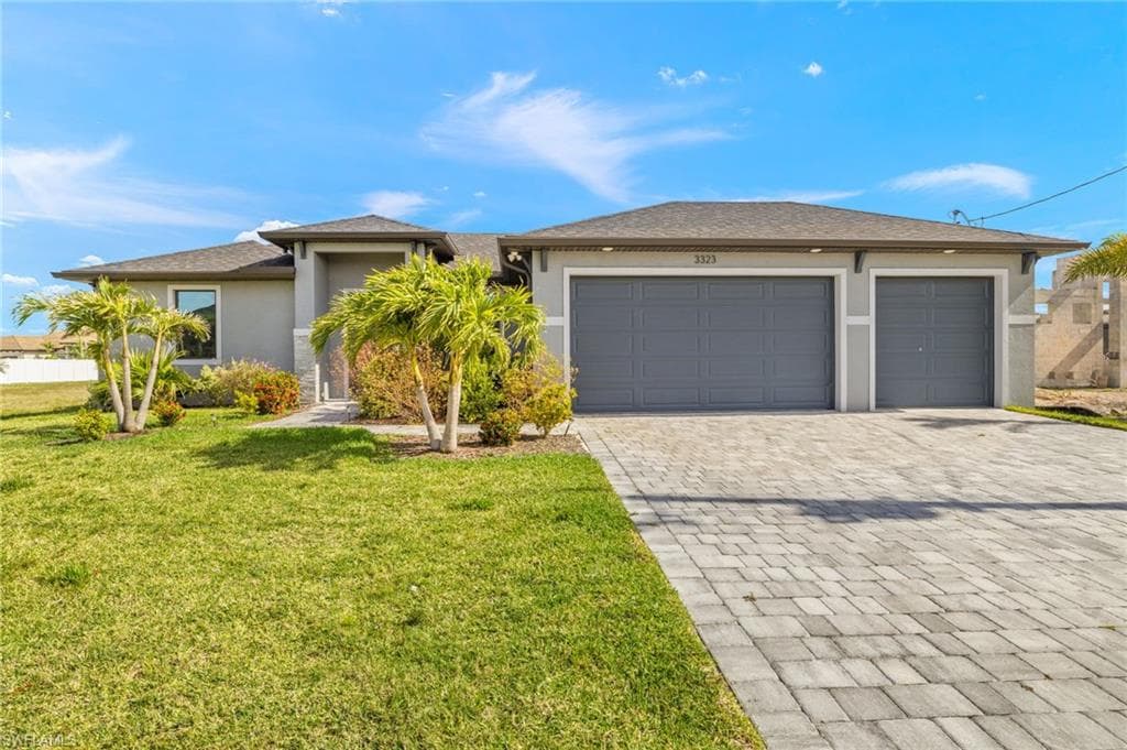 3323 1st TER CAPE CORAL, FL 33993