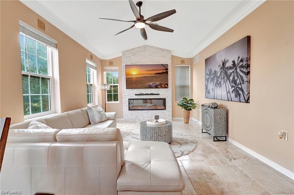 1818 Concordia Lake CIR 1810 CAPE CORAL, FL 33909