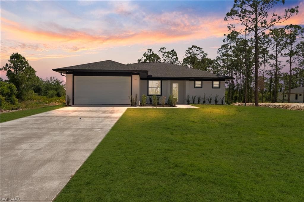 547 McArthur BLVD LEHIGH ACRES, FL 33974