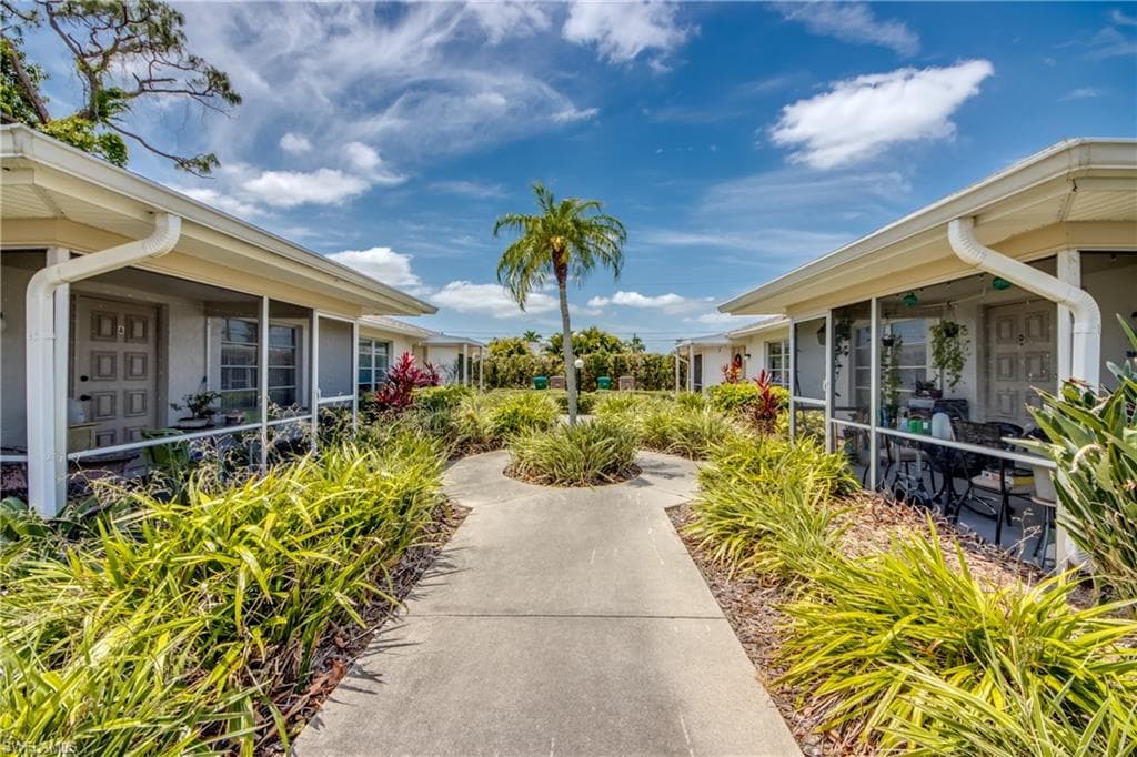 918 SE 24th AVE A CAPE CORAL, FL 33990