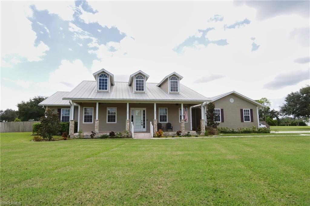 16680 Oak Grove CT ALVA, FL 33920