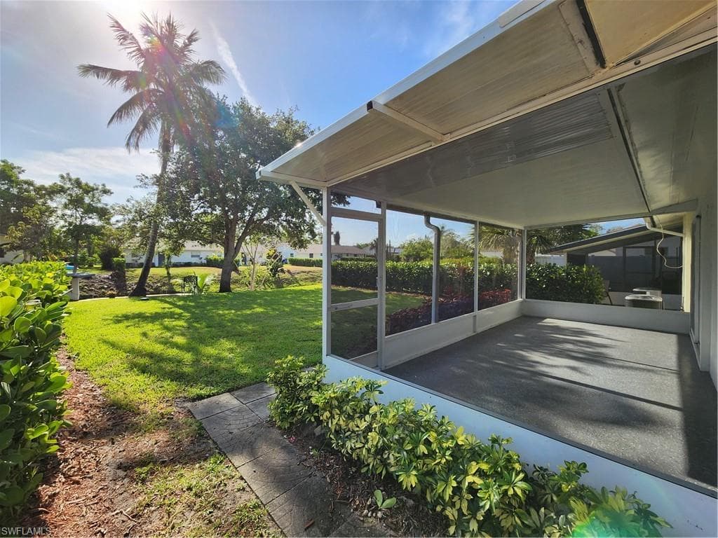 27021 Sun Aqua LN 17 BONITA SPRINGS, FL 34135
