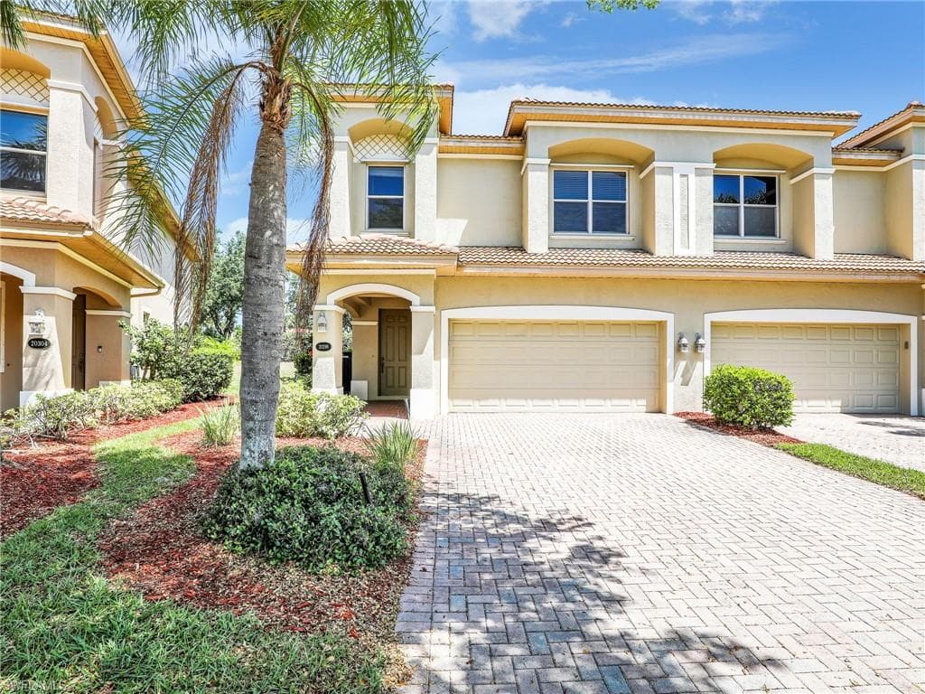 20298 Larino LOOP ESTERO, FL 33928