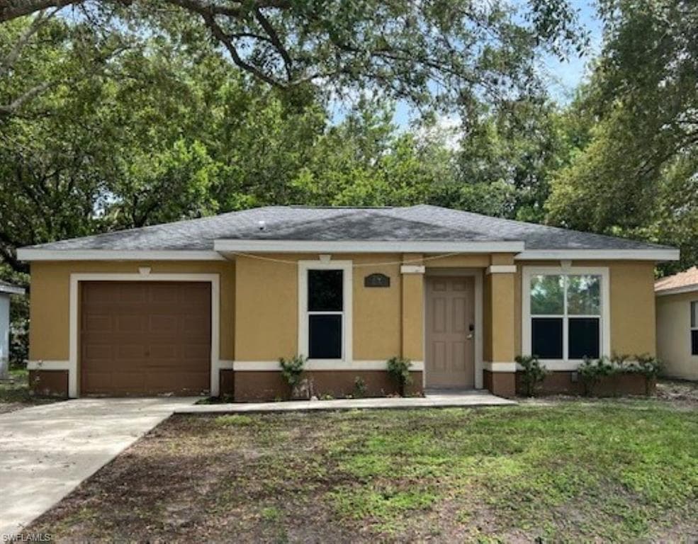 2747 Eden AVE IMMOKALEE, FL 34142